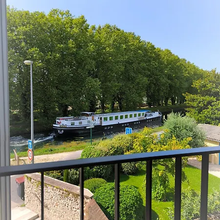 호텔 Pavillon Hugo - Maison Etape *