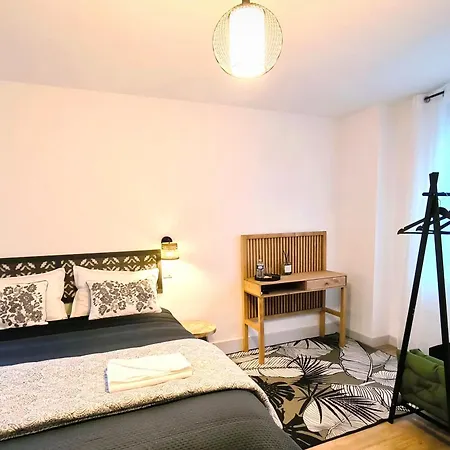 Hotel Pavillon Hugo Nemours