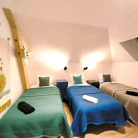 Pavillon Hugo - Maison Etape * Nemours