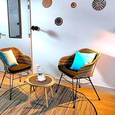 Hotel Pavillon Hugo - Maison Etape *