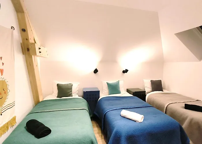 Pavillon Hugo - Maison Etape Hotel Nemours